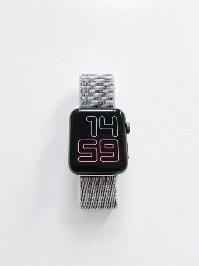 anshin - Black digital watch